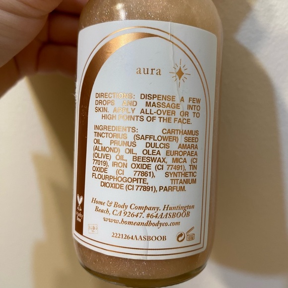 NEW UNOPENED Body Shimmer Moisturizer with Vitamin C - Picture 4 of 4